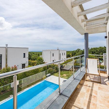 Villa Kalu 1 Krnica Exterior foto